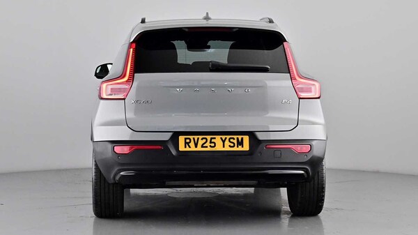 Used Volvo XC40 2025 for sale - 75829119: Photo 5
