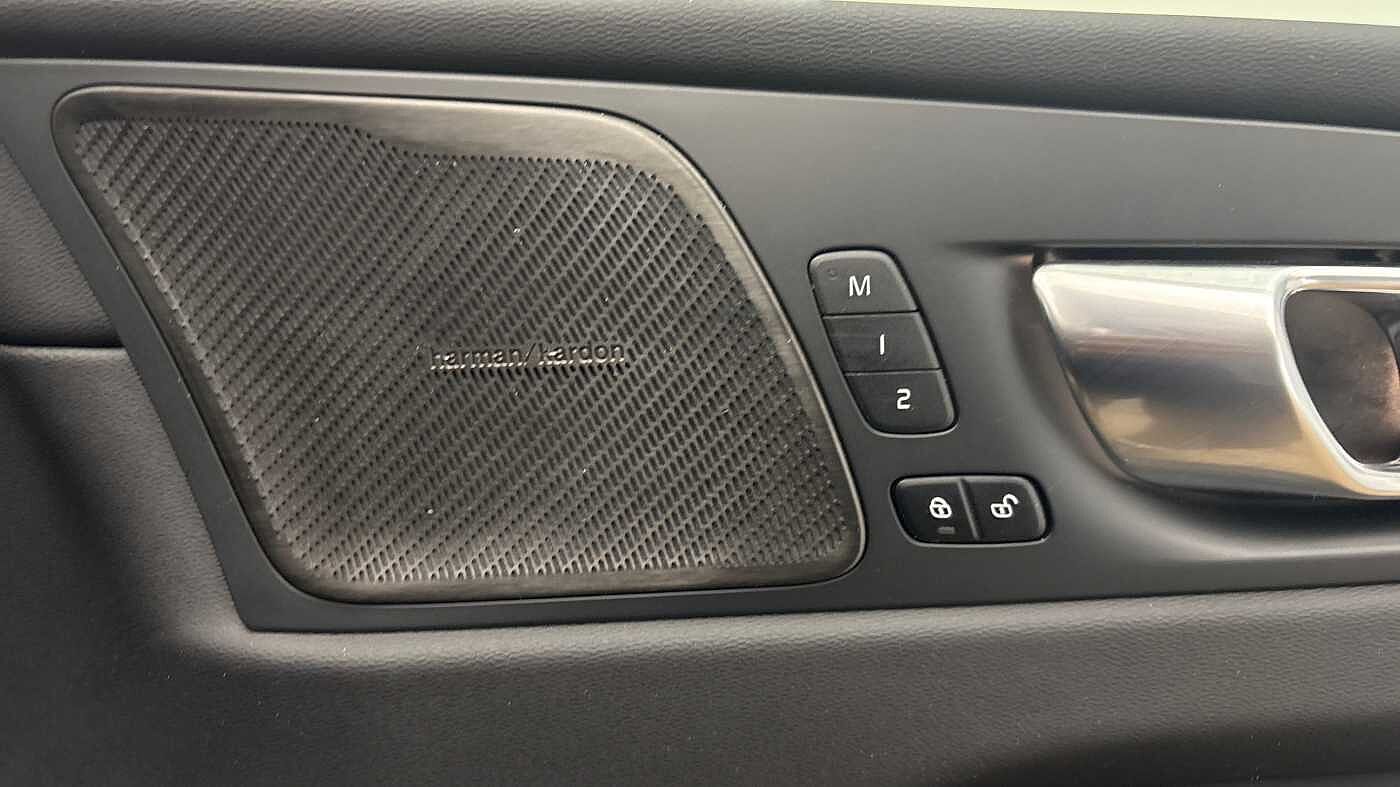 Used Volvo XC60 2025 for sale - 77235499: Photo 33