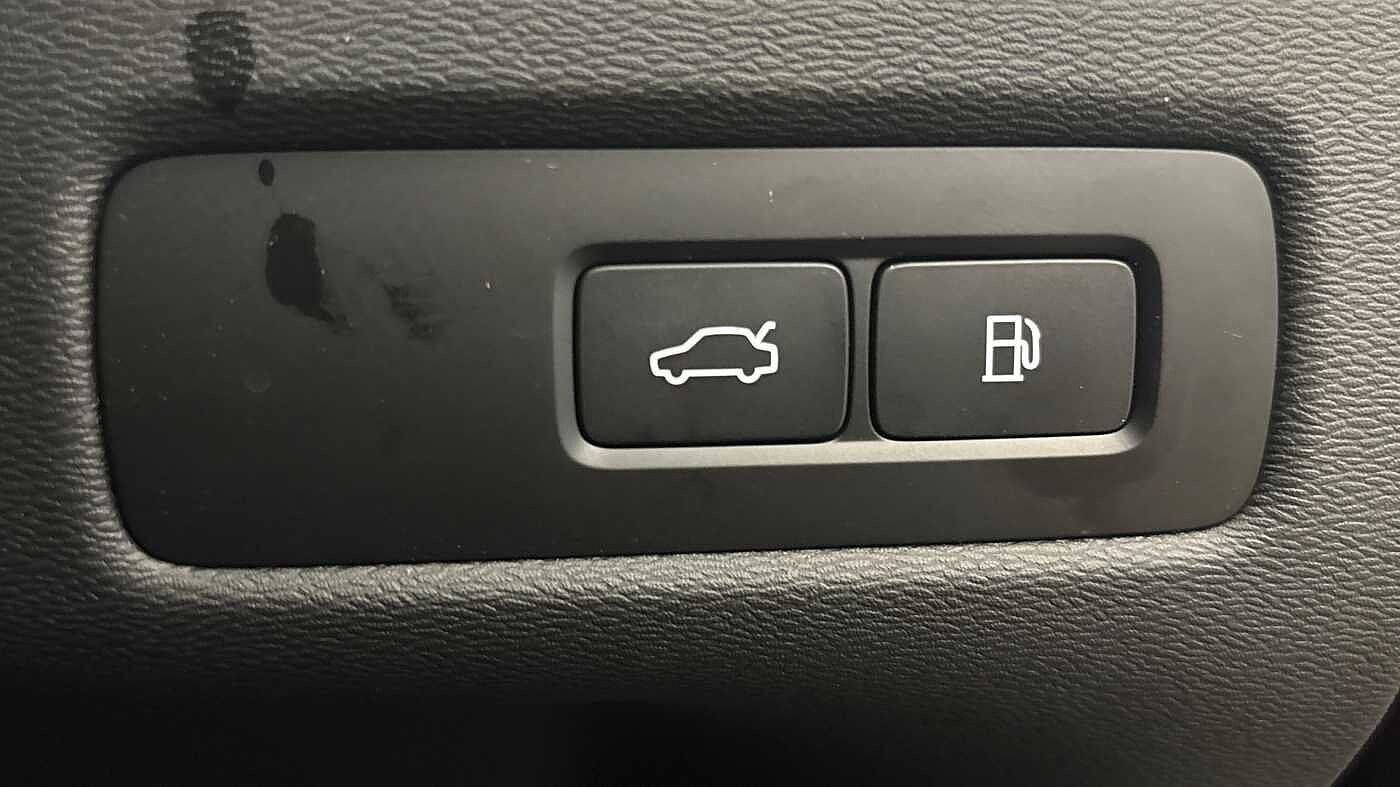 Used Volvo XC60 2025 for sale - 77235499: Photo 36