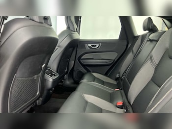 Used Volvo XC60 2022 for sale - 79582523: Photo
