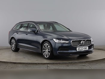 2022 - B4 Core mild hybrid Rear Camera Heated Seats Keyless Power Tailgate 5-Door