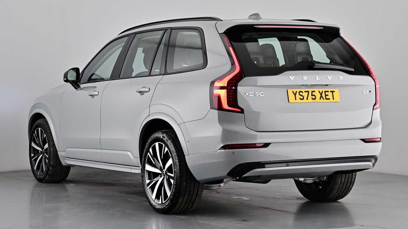 Used Volvo XC90 2025 for sale - 77137720: Photo 2