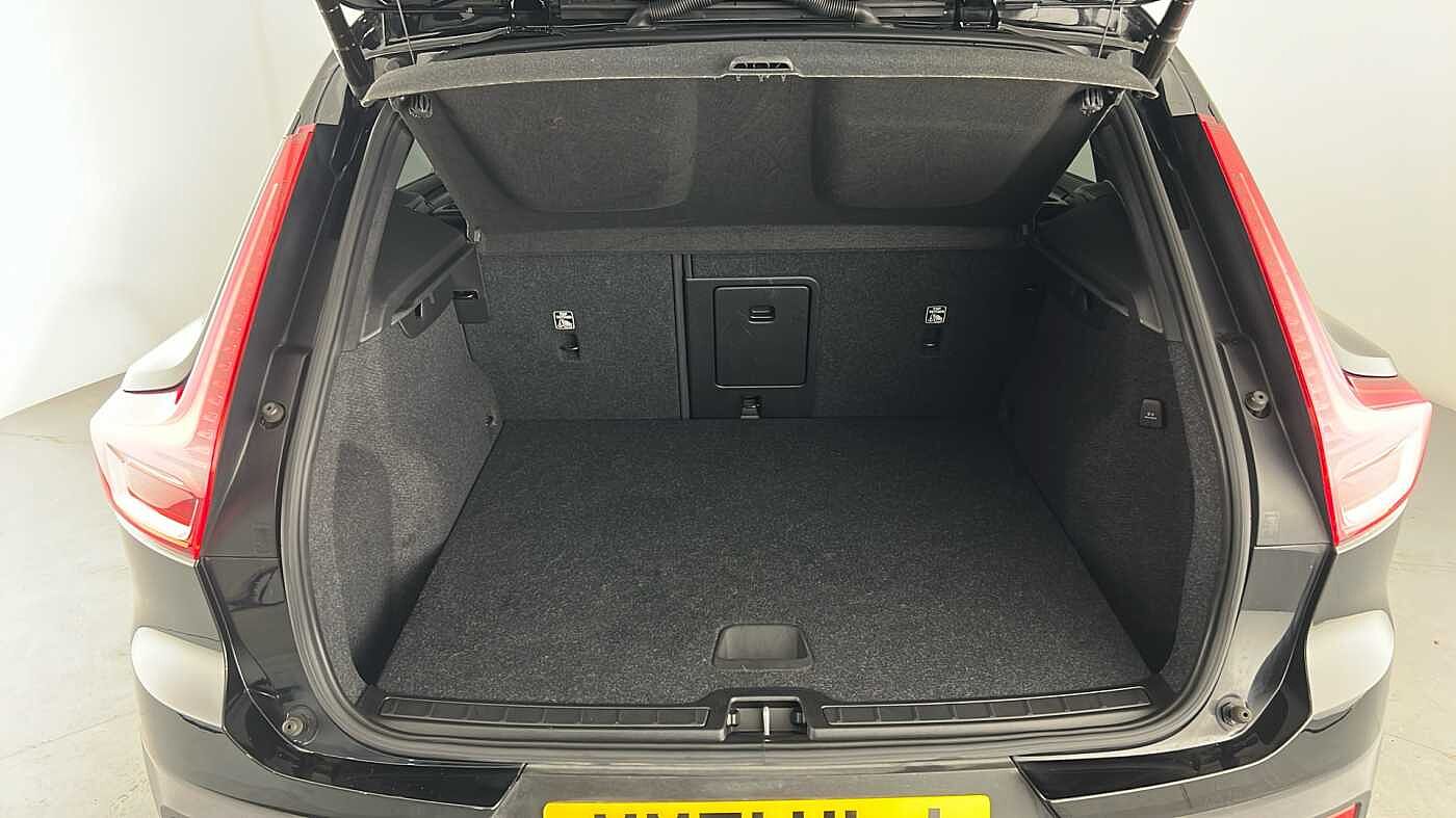 Used Volvo XC40 2021 for sale - 76344129: Photo 14