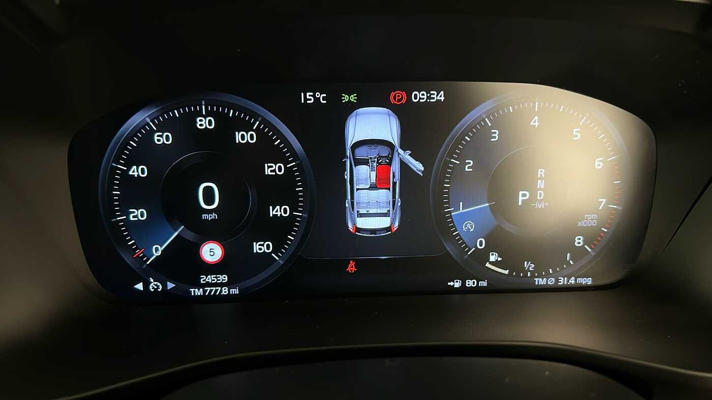Used Volvo XC40 2021 for sale - 76344129: Photo 18