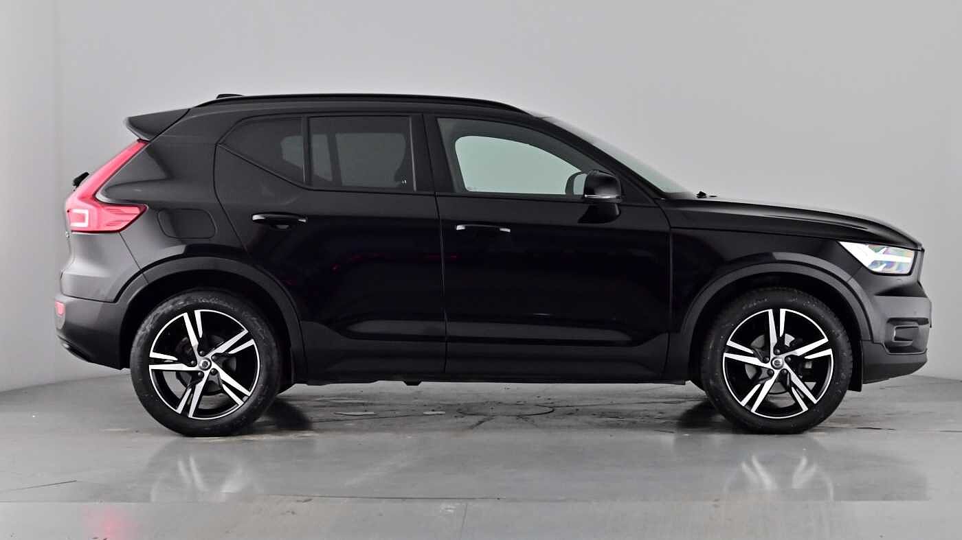 Used Volvo XC40 2021 for sale - 76344129: Photo 3