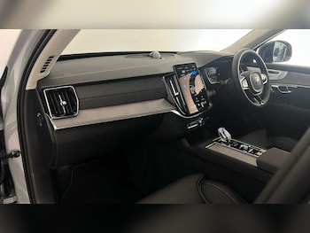 Used Volvo XC90 2025 for sale - 77592065: Photo