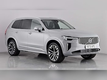 2025 - Ultra Bright T8 AWD Plug-in hybrid DELIVERY MILES 5-Door