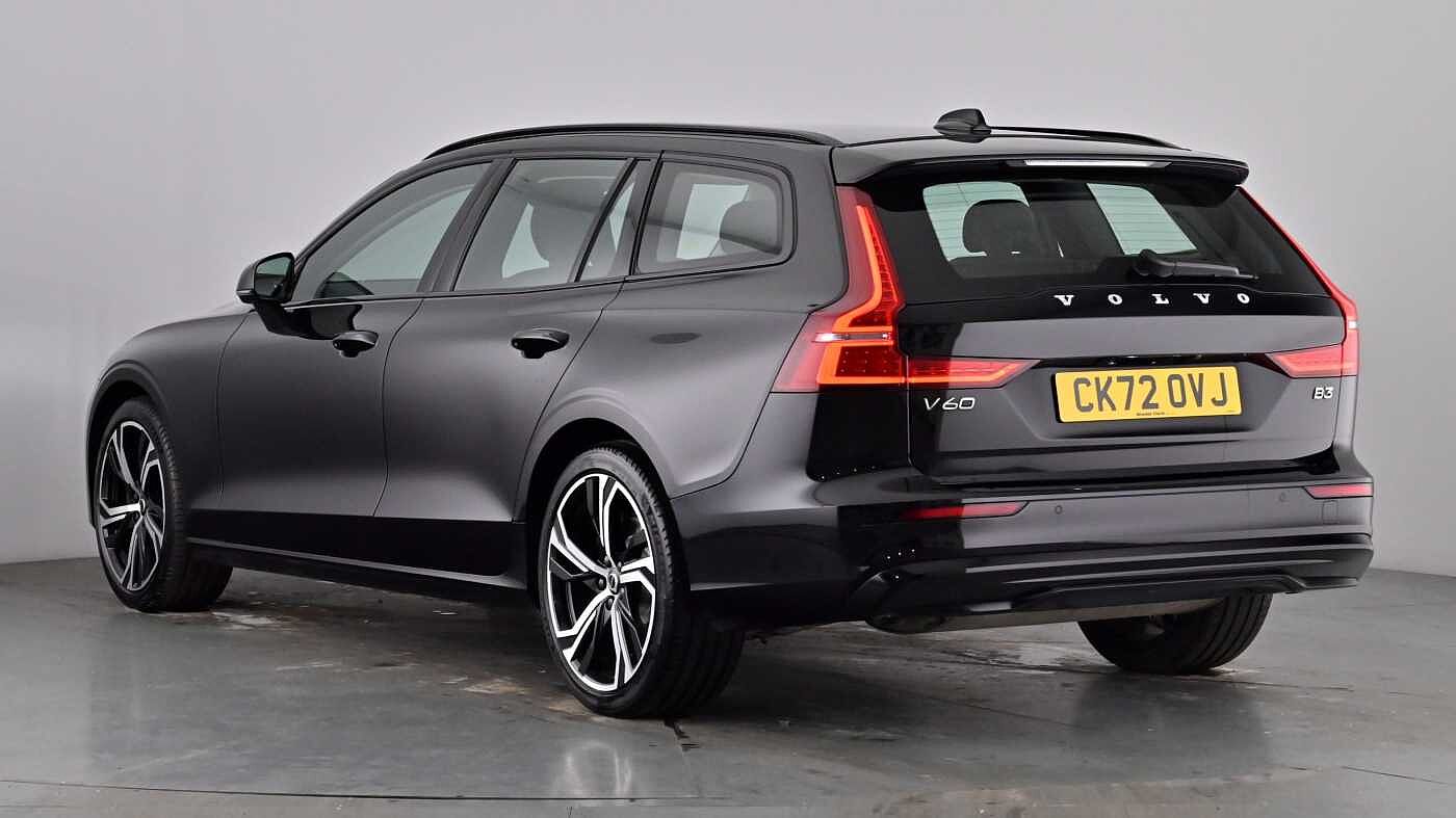 Used Volvo V60 2022 for sale - 77791087: Photo 2