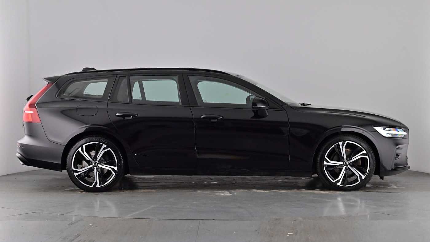 Used Volvo V60 2022 for sale - 77791087: Photo 3