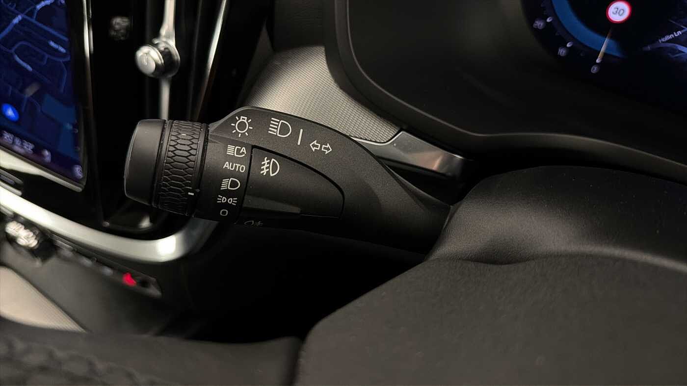 Used Volvo V60 2022 for sale - 77791087: Photo 38