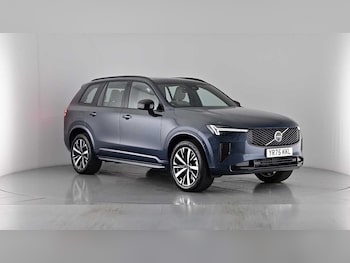 2025 - Plus Dark B5 AWD Mild hybrid Air Suspension Panoramic Sunroof
