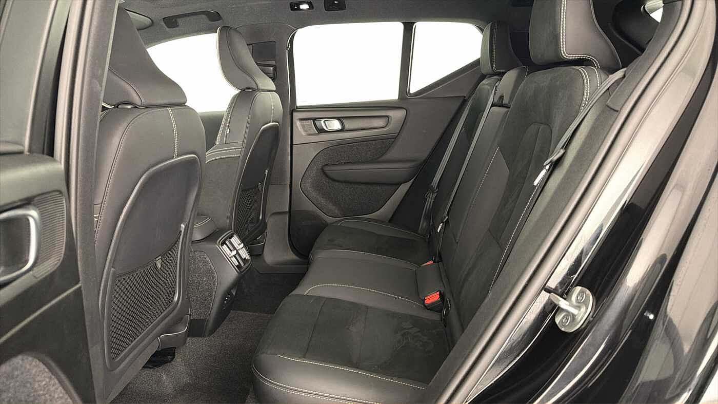 Used Volvo XC40 2025 for sale - 77745847: Photo 12