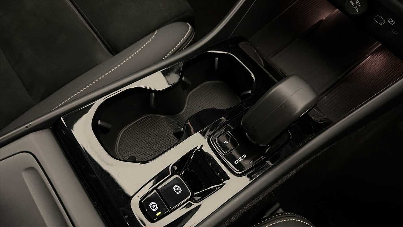 Used Volvo XC40 2025 for sale - 77745847: Photo 14