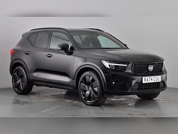 Used Volvo XC40 2025 for sale - 77745847: Photo