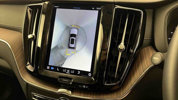 Used Volvo XC60 2023 for sale - 75481195: Photo 22