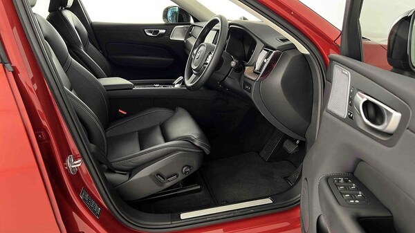 Used Volvo XC60 2023 for sale - 75481195: Photo 23