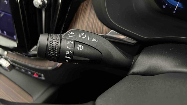 Used Volvo XC60 2023 for sale - 75481195: Photo 39