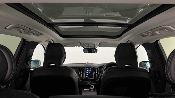 Used Volvo XC60 2023 for sale - 75481195: Photo 50