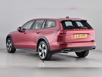 Used Volvo V60 2021 for sale - 75481218: Photo