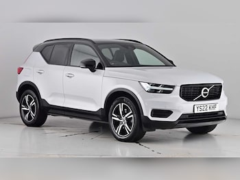 2022 - R-Design B4 AWD mild hybrid Heated Seats & Windscreen Rear Camera 5-Door