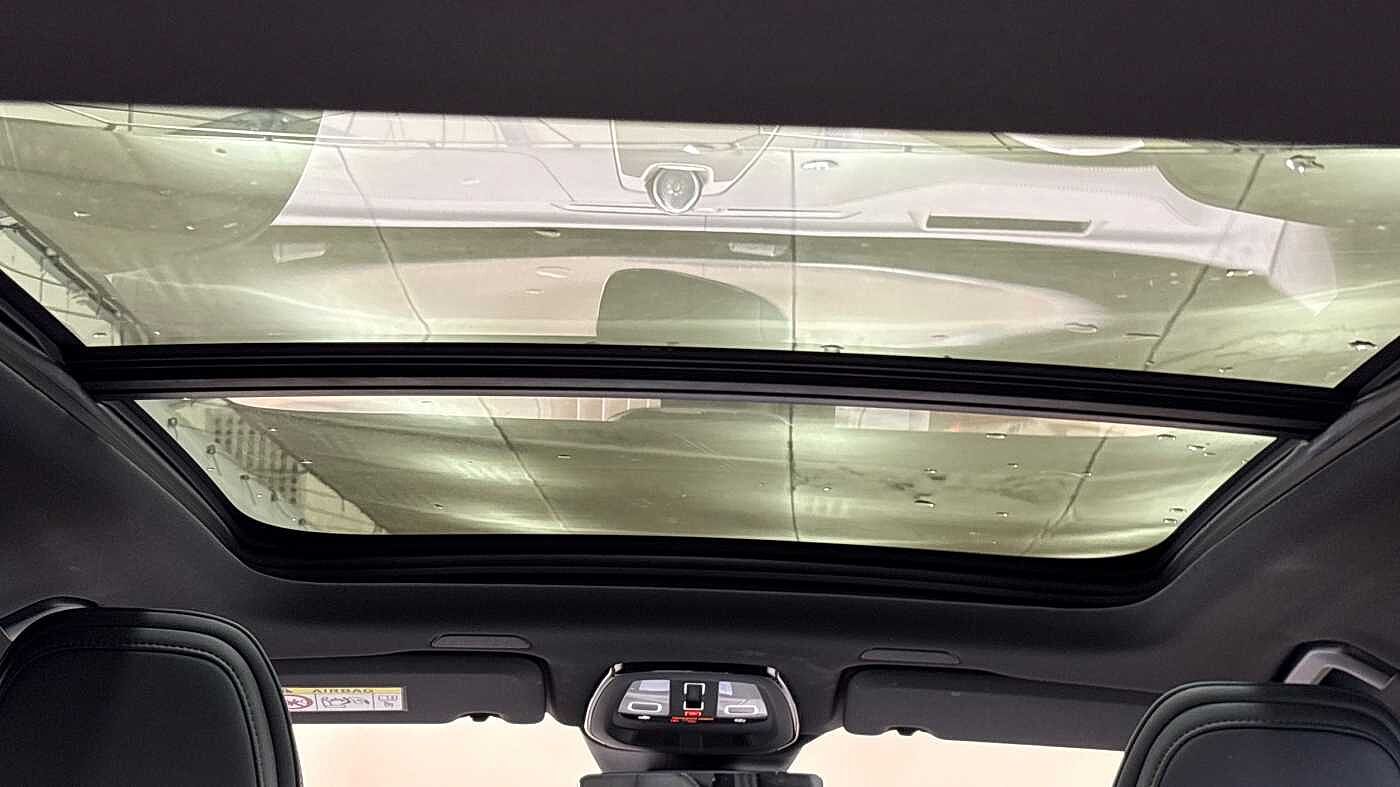 Used Volvo XC60 2025 for sale - 76652358: Photo 17