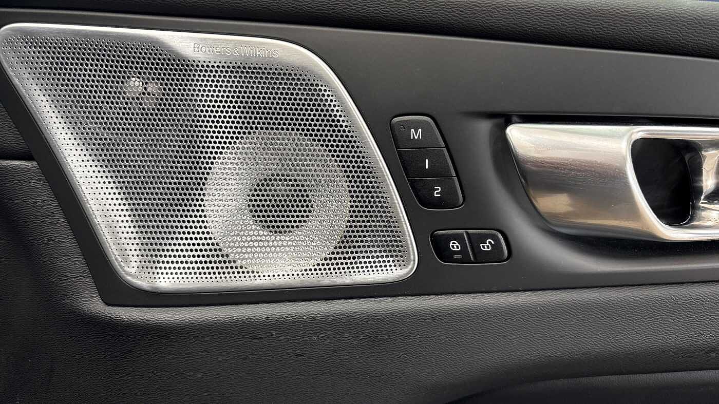 Used Volvo XC60 2025 for sale - 76652358: Photo 25