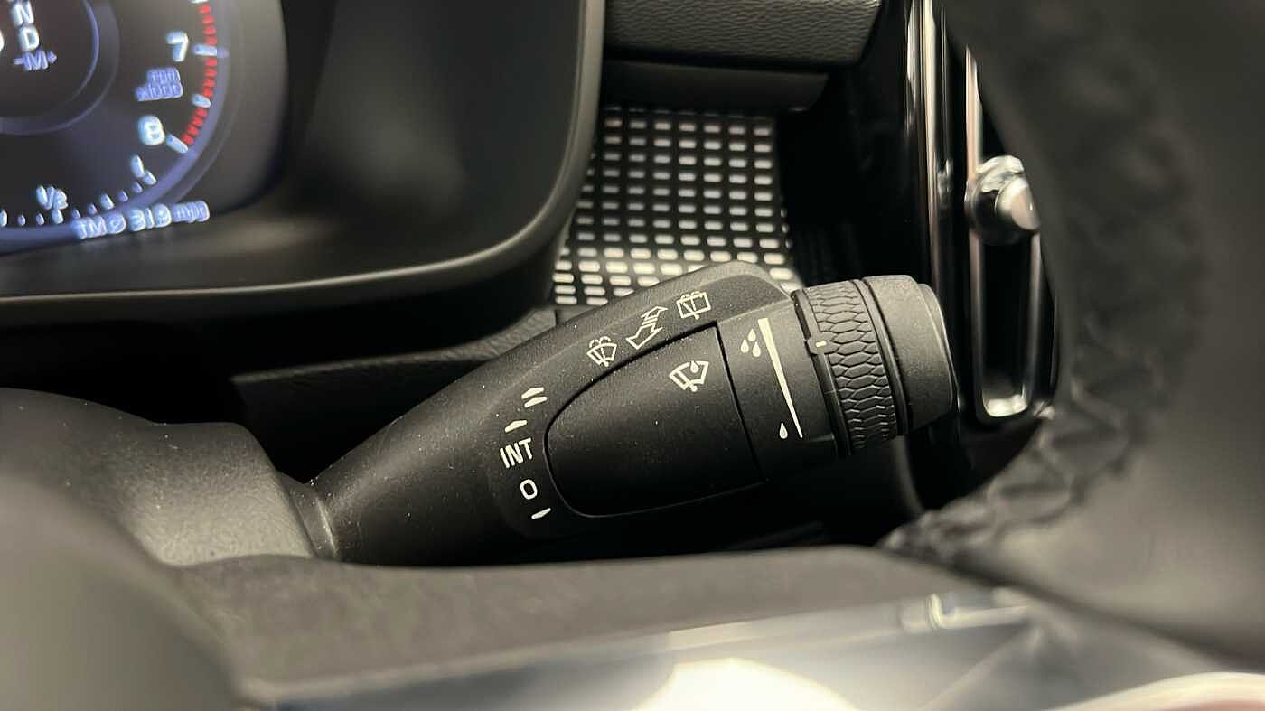 Used Volvo XC40 2022 for sale - 77151419: Photo 28