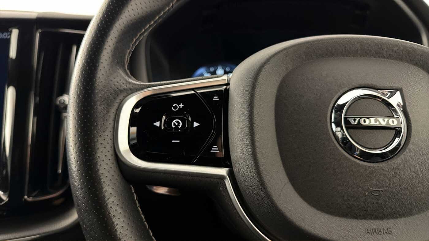 Used Volvo XC60 2017 for sale - 77434899: Photo 17