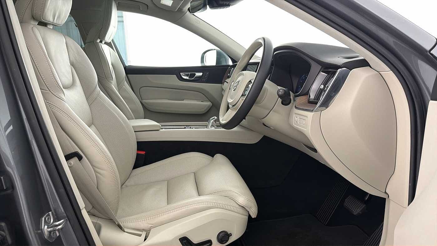 Used Volvo XC60 2019 for sale - 77532083: Photo 17