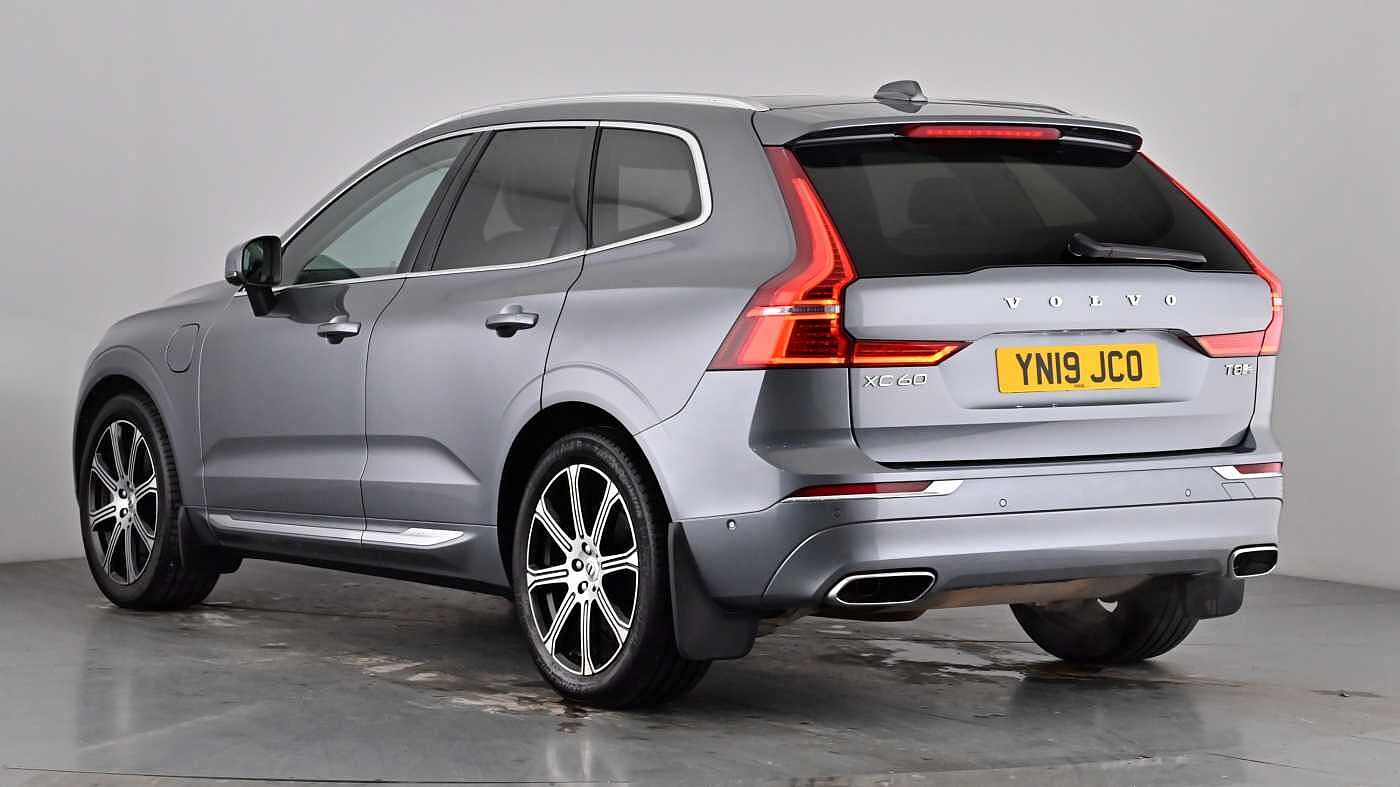 Used Volvo XC60 2019 for sale - 77532083: Photo 2