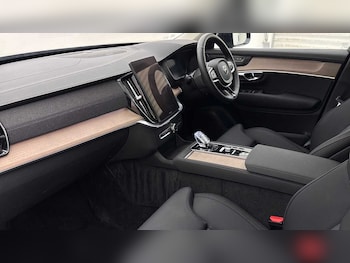 Used Volvo XC90 2025 for sale - 78596237: Photo