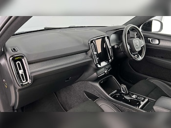 Used Volvo XC40 2021 for sale - 78298854: Photo