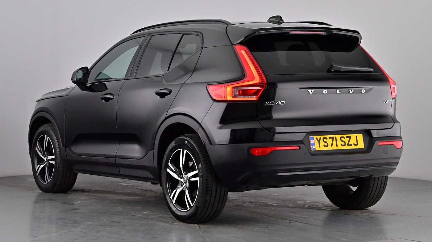 Used Volvo XC40 2022 for sale - 77476569: Photo 2