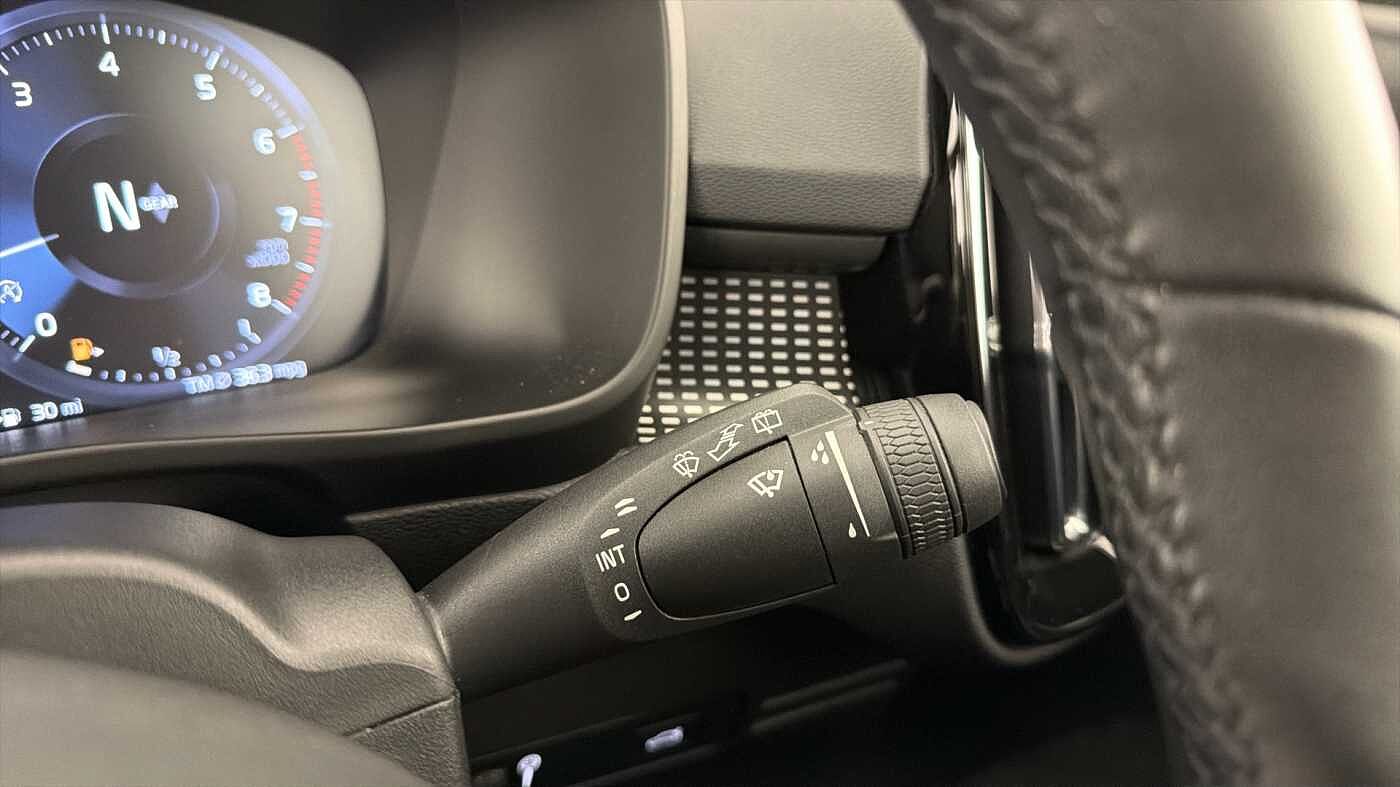 Used Volvo XC40 2022 for sale - 77476569: Photo 35