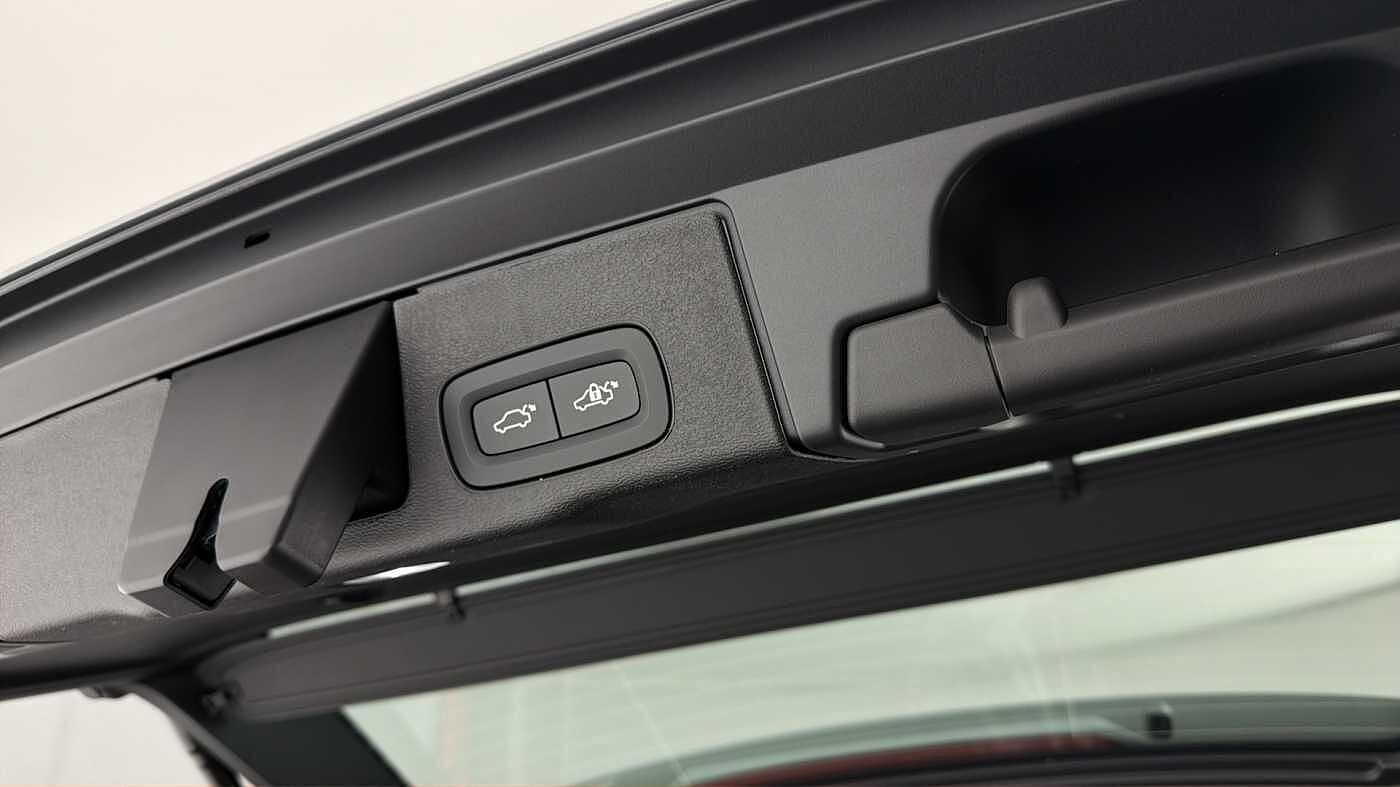 Used Volvo XC60 2026 for sale - 77434896: Photo 32