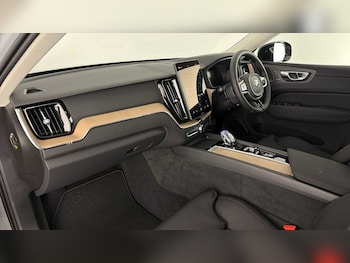 Used Volvo XC60 2026 for sale - 77434896: Photo
