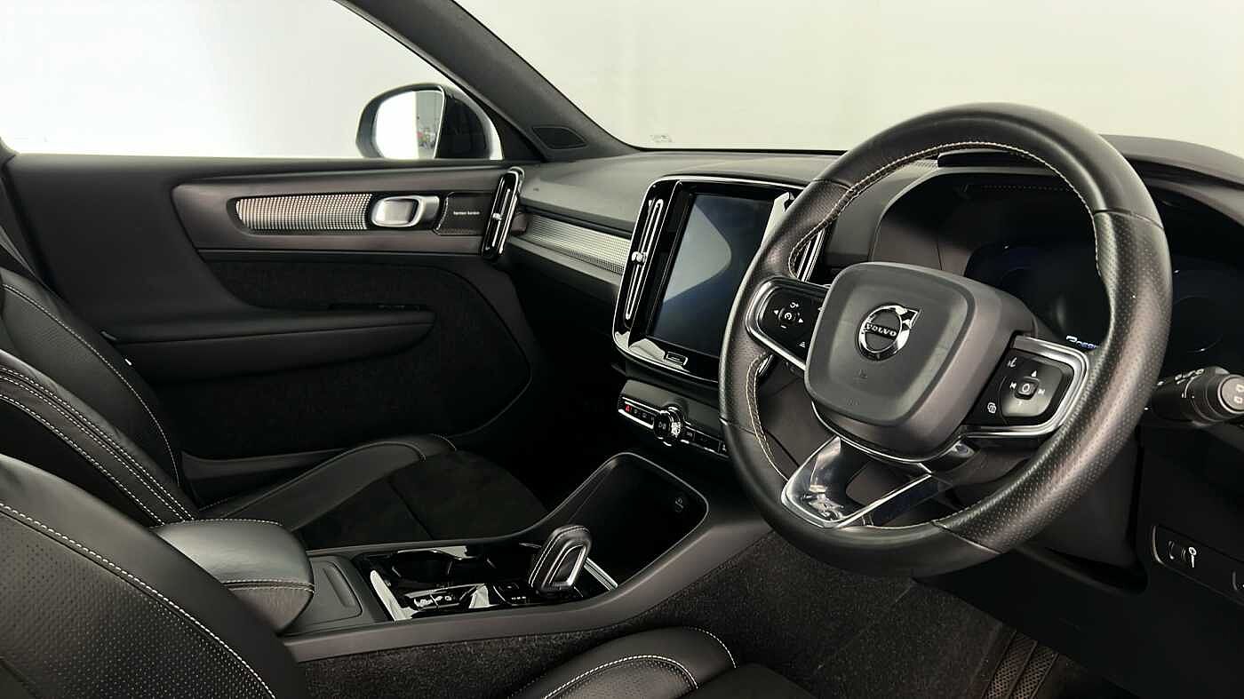 Used Volvo XC40 2018 for sale - 78133521: Photo 13