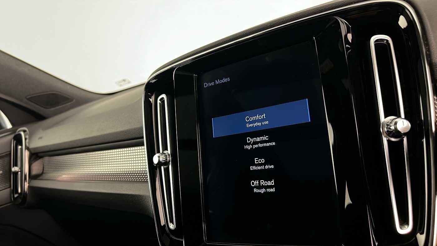 Used Volvo XC40 2018 for sale - 78133521: Photo 27