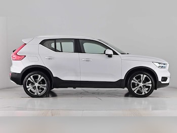 Used Volvo XC40 2021 for sale - 75653017: Photo