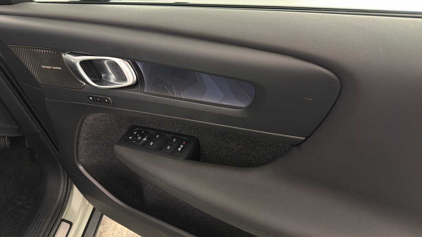 Used Volvo C40 2023 for sale - 77797797: Photo 32