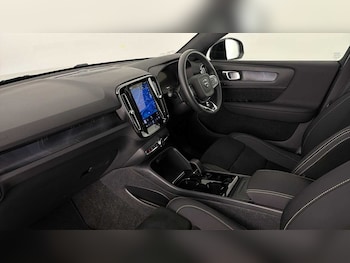 Used Volvo C40 2023 for sale - 77797797: Photo