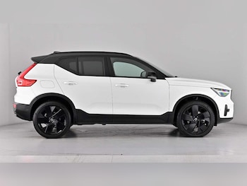 Used Volvo XC40 2025 for sale - 78896022: Photo