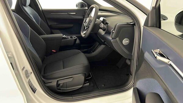 Used Volvo EX30 2025 for sale - 75481165: Photo 16