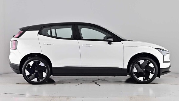 Used Volvo EX30 2025 for sale - 75481165: Photo 3