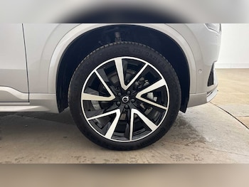 Used Volvo XC90 2024 for sale - 76519476: Photo