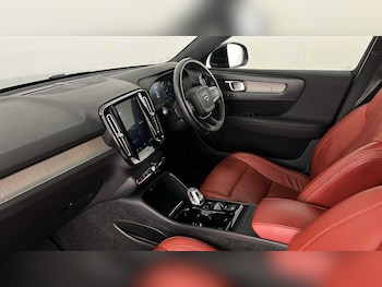 Used Volvo XC40 2019 for sale - 77235512: Photo