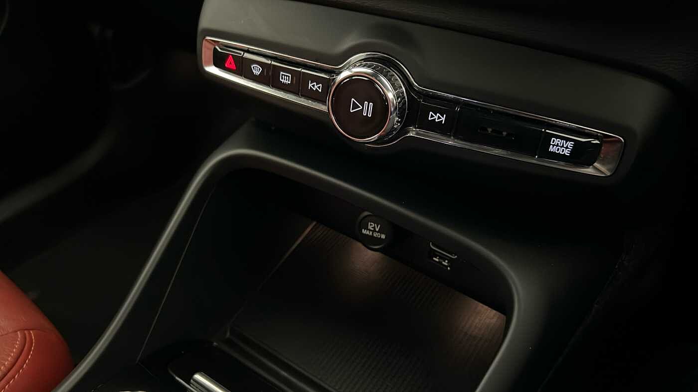 Used Volvo XC40 2019 for sale - 77235512: Photo 49