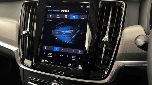 Used Volvo V90 2025 for sale - 75481150: Photo 15