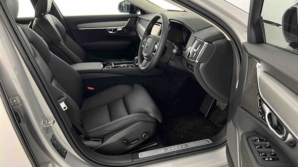 Used Volvo V90 2025 for sale - 75481150: Photo 23