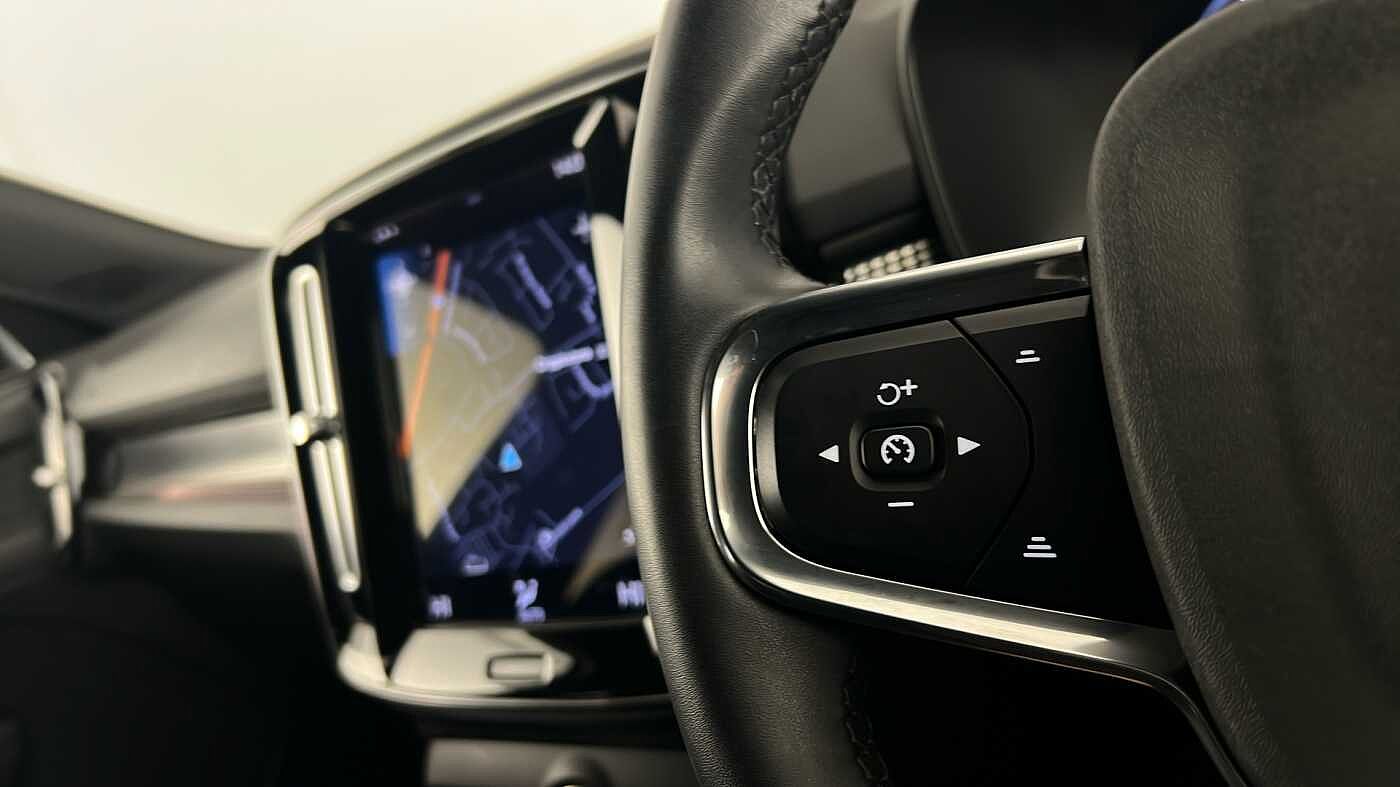 Used Volvo XC40 2021 for sale - 77035869: Photo 19